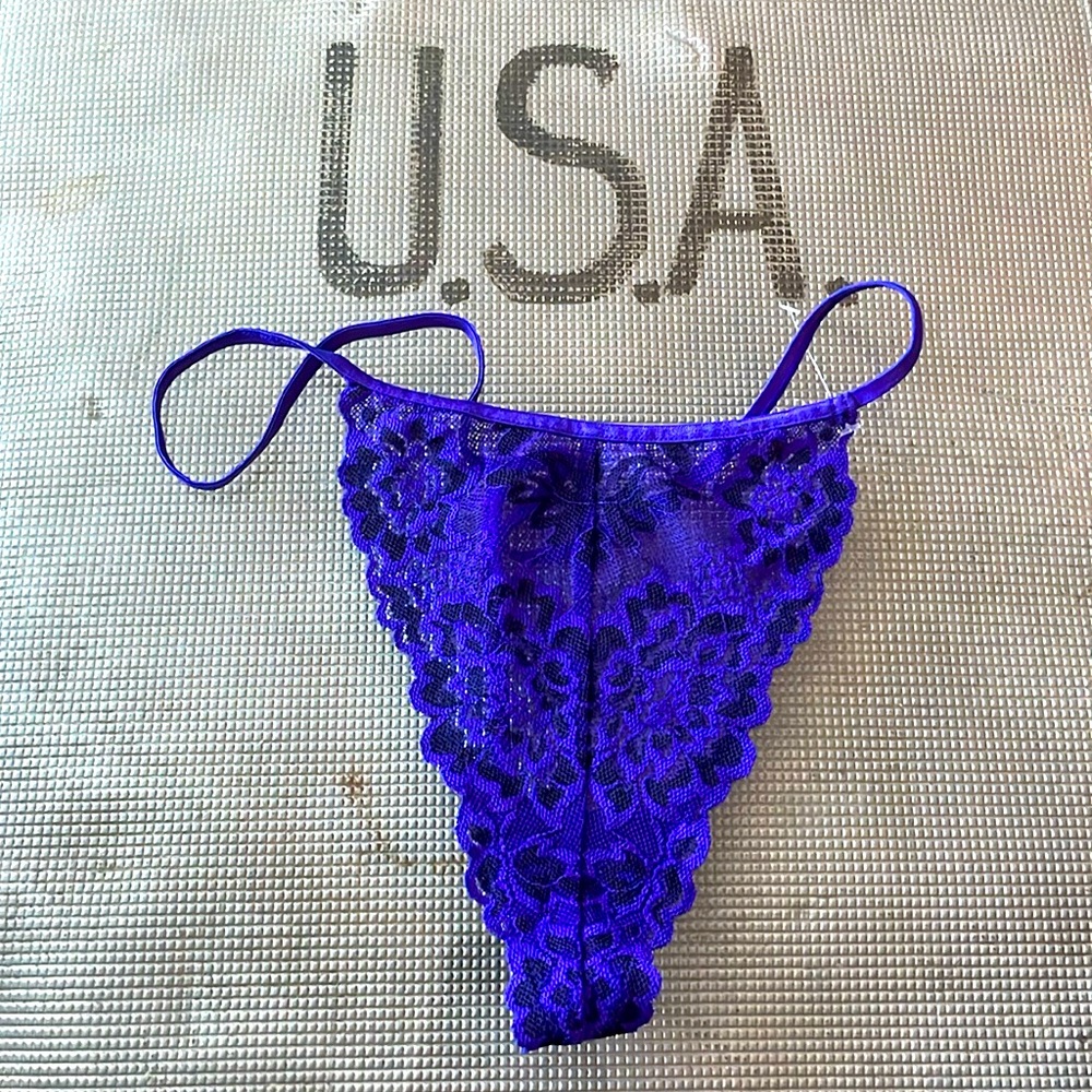 NEW Victorias Secret G-string panty